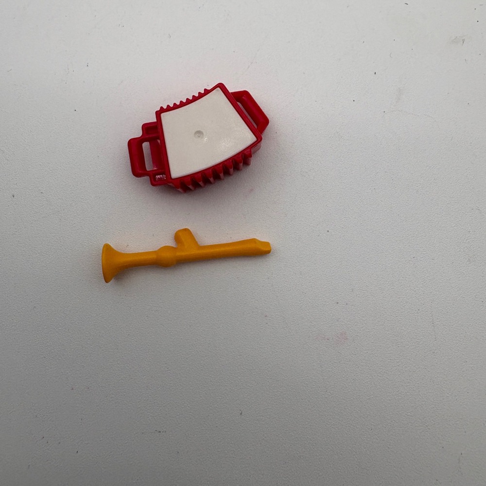 Playmobil Vintage Mini Toy Musical Instruments Accordion Clarinet button box - Picture 3 of 3